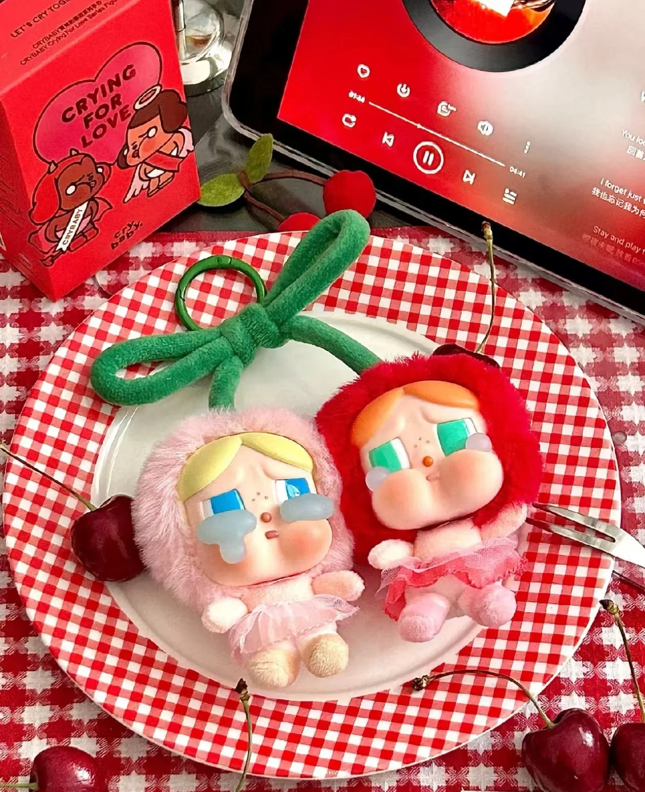 POP MART CRYBABY 'Crying for Love' Series Blind Box Action Figure - Mystery Surprise Cute Model Toy for Birthday Gifts
POP MART CRYBABY 'Crying for Love' Series Blind Box Action Figure - Mystery Surprise Cute Model Toy for Birthday Gifts
