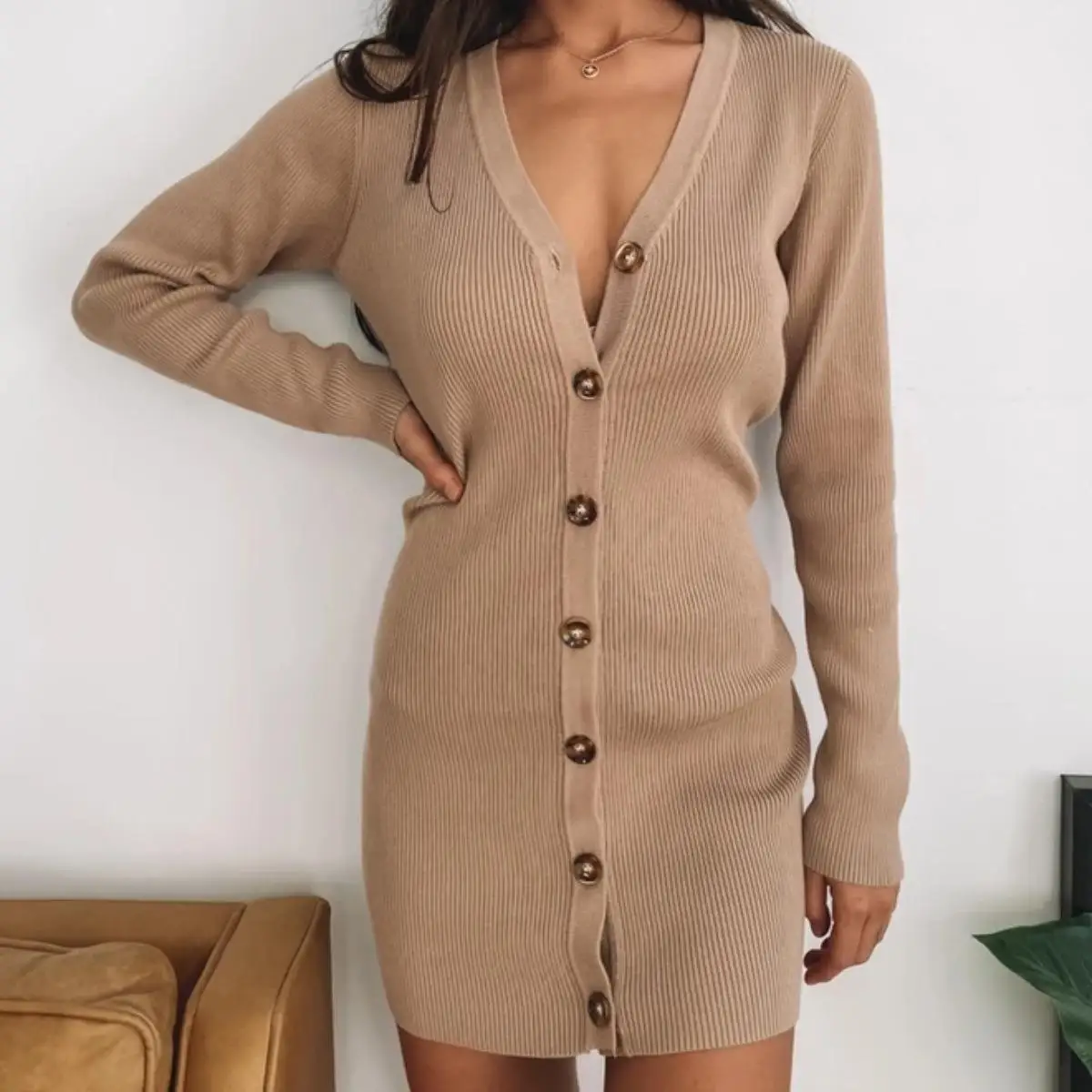 Ele Pure Color вязаный длинный све Dr осень-зима новый Sle женский модный стильный Dr без фирменного имени
Ele Pure Color вязаный длинный све Dr осень-зима новый Sle женский модный стильный Dr без фирменного имени