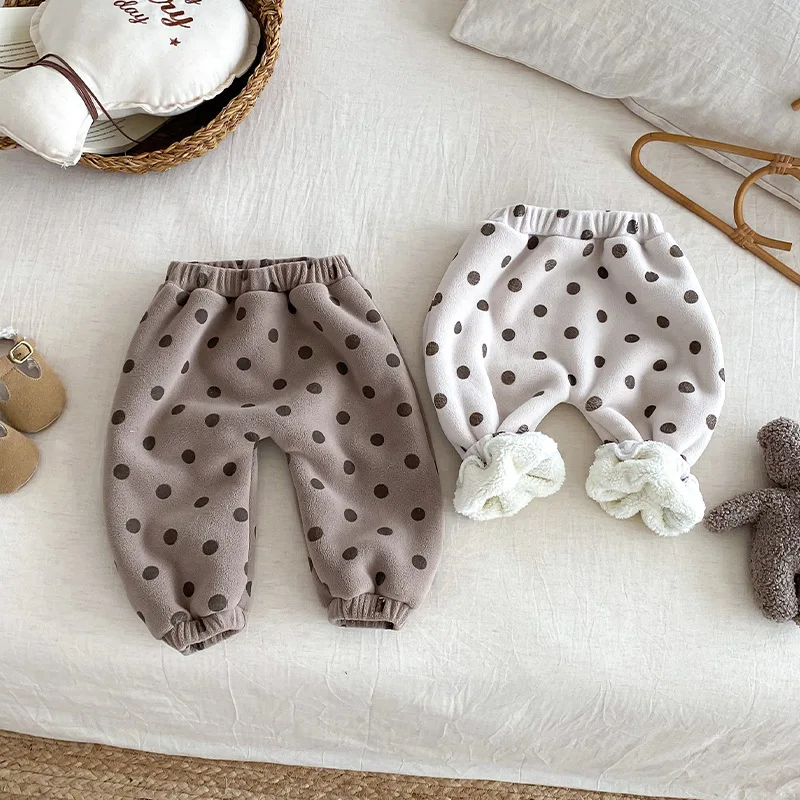 Children's Polka-dot Pants 2025 Winter Korean Plus Velvet Baby Girl's Casual Pants 0-4 Year Boy's Wool Trousers
Children's Polka-dot Pants 2025 Winter Korean Plus Velvet Baby Girl's Casual Pants 0-4 Year Boy's Wool Trousers