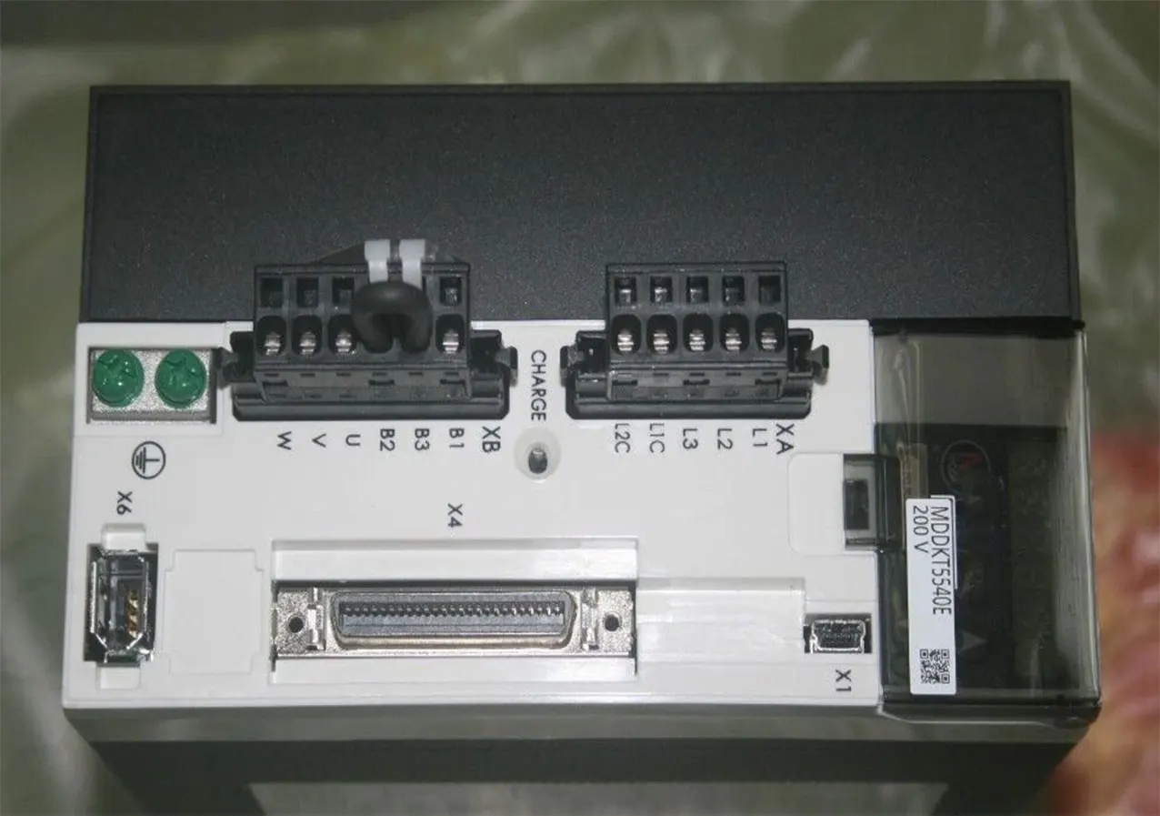 Совершенно новый MDDHT5540 MDDHT5540E MDDHT5540LA1 MDDHT5540CA1 MDDHT5540NA1 Гарантия один год
Совершенно новый MDDHT5540 MDDHT5540E MDDHT5540LA1 MDDHT5540CA1 MDDHT5540NA1 Гарантия один год 