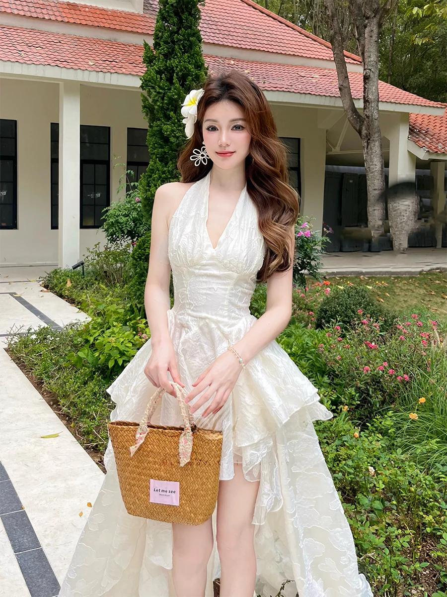 Elegant Moonlight Drape Neckline Asymmetrical Hem Long Dress Vacation Style Floral Embroidery Short Front Long Back Dress
Elegant Moonlight Drape Neckline Asymmetrical Hem Long Dress Vacation Style Floral Embroidery Short Front Long Back Dress