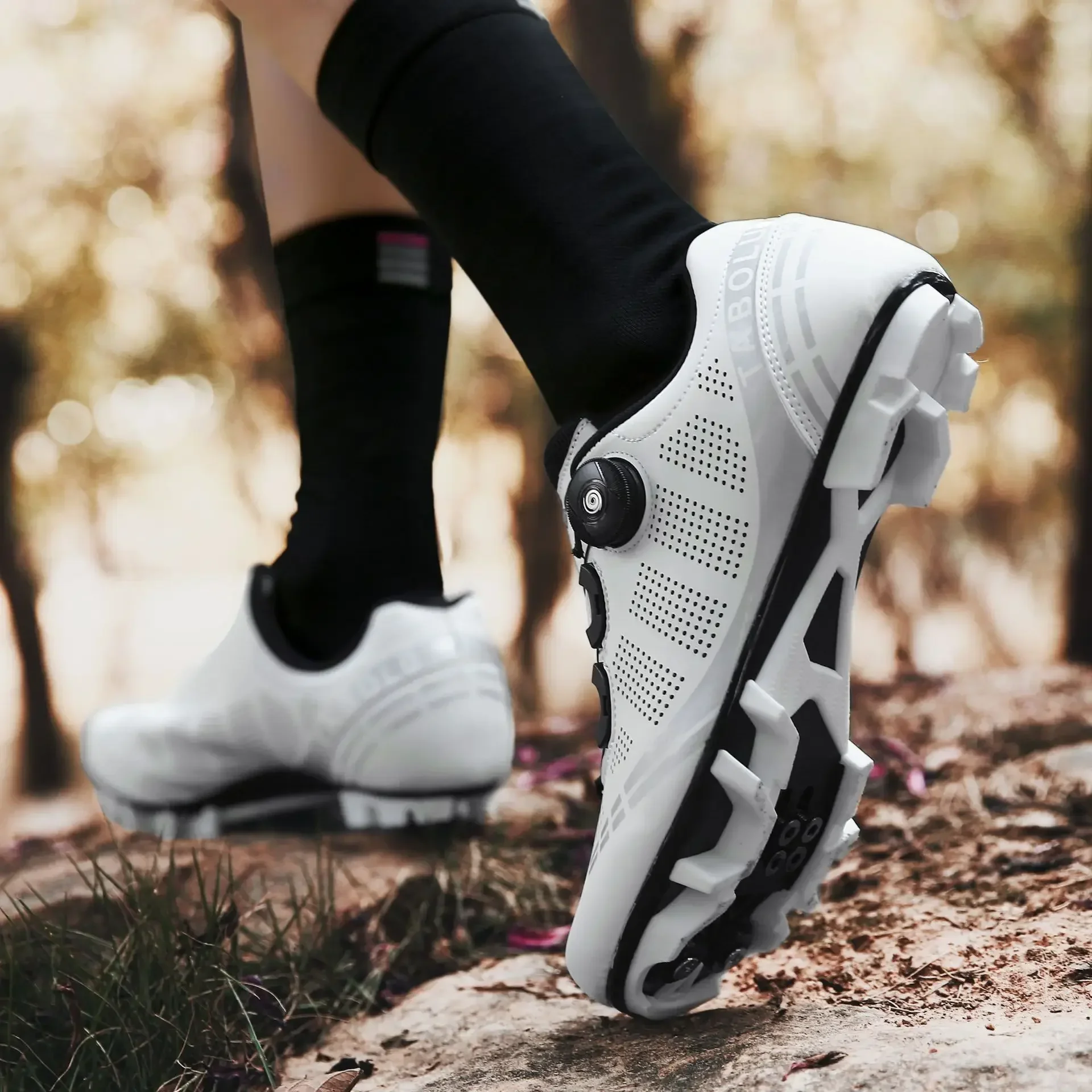Pedal Shoes Flat Mountain MBT Man and Women Sneaker Runni Cycling Shoes 2023 New Selflocking Bicycle
Pedal Shoes Flat Mountain MBT Man and Women Sneaker Runni Cycling Shoes 2023 New Selflocking Bicycle