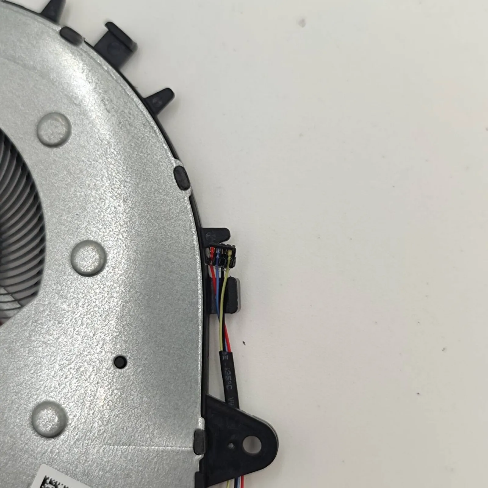 for ASUS Vivobook Go 14 E1404F 15 E1504F E1504FA Laptop CPU Cooling Fan
for ASUS Vivobook Go 14 E1404F 15 E1504F E1504FA Laptop CPU Cooling Fan