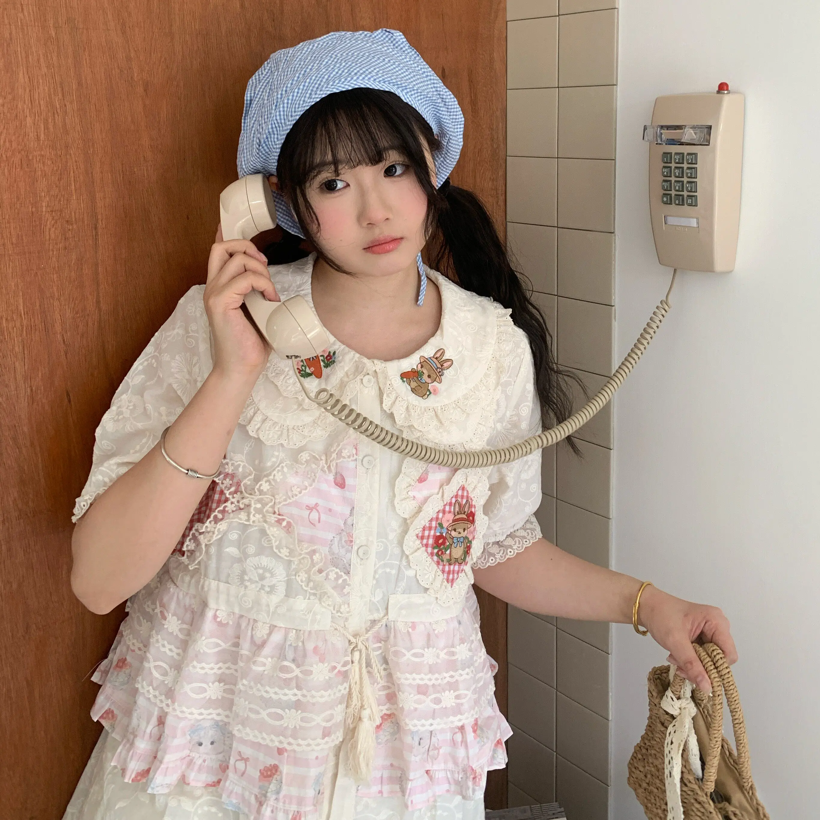 Female Kawaii Embroidery Cotton Peter Pan Collar Blouse Women Sweet Lace Ruffles Tops Mori Girl Retro Lolita Style Shirt
Female Kawaii Embroidery Cotton Peter Pan Collar Blouse Women Sweet Lace Ruffles Tops Mori Girl Retro Lolita Style Shirt
