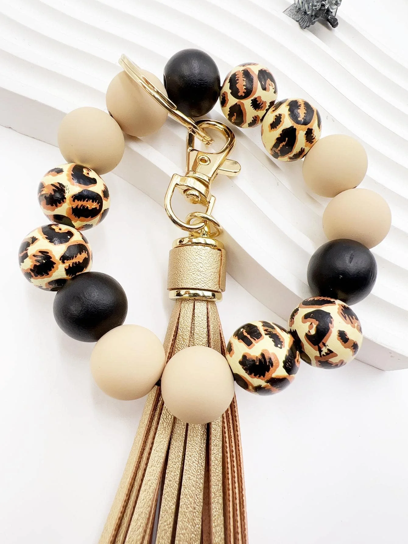Leopard Print Bead Keychain With Tassel For Bag Car Keys Decoration
Leopard Print Bead Keychain With Tassel For Bag Car Keys Decoration