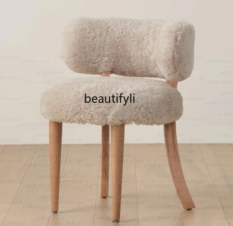 Light luxury high-end makeup chair lamb wool bedroom leisure single chair medieval retro wabi sabi wind backrest study chair
Light luxury high-end makeup chair lamb wool bedroom leisure single chair medieval retro wabi sabi wind backrest study chair