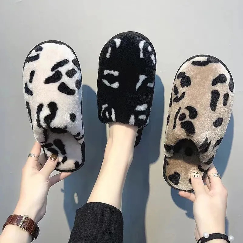 Couple Cotton Slippers Soft Fleece Lining Non Slip Sole Warm Plush Indoor Home Shoes for Men Women Cozy Winter Slip On Footwear
Couple Cotton Slippers Soft Fleece Lining Non Slip Sole Warm Plush Indoor Home Shoes for Men Women Cozy Winter Slip On Footwear