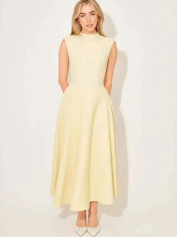 2026 Sleeveless High Waist Sexy Midi Dress For Women Fashion Elegant Solid Pleated Club Party Long Dresses Female New
2026 Sleeveless High Waist Sexy Midi Dress For Women Fashion Elegant Solid Pleated Club Party Long Dresses Female New