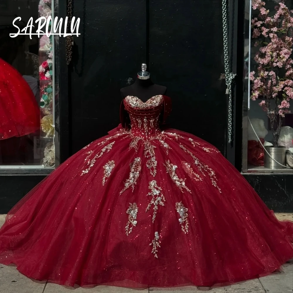 Red Quinceanera Dress With Gold Appliques Elegant Ball Gown 15 16 Birthday Party Customized Beaded Popular Bow Evening Wear
Red Quinceanera Dress With Gold Appliques Elegant Ball Gown 15 16 Birthday Party Customized Beaded Popular Bow Evening Wear