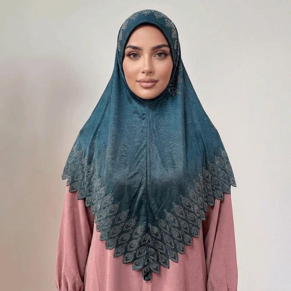 Fashion Rhinestone Eid Al-Fitr Long Turban Solid Color Breathable Arab Lady Headscarf Versatile Elastic Hijab Head Wrap Women
Fashion Rhinestone Eid Al-Fitr Long Turban Solid Color Breathable Arab Lady Headscarf Versatile Elastic Hijab Head Wrap Women