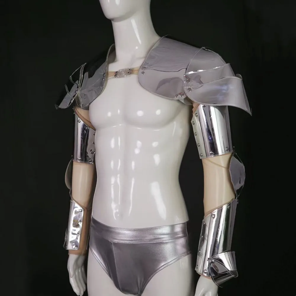 Nightclub Gogo DJ Rave Outfit Silver Laser Shoulder Armor Cuff Shorts Set Male Carnival Party Stage Performance Cosplay Costume
Nightclub Gogo DJ Rave Outfit Silver Laser Shoulder Armor Cuff Shorts Set Male Carnival Party Stage Performance Cosplay Costume