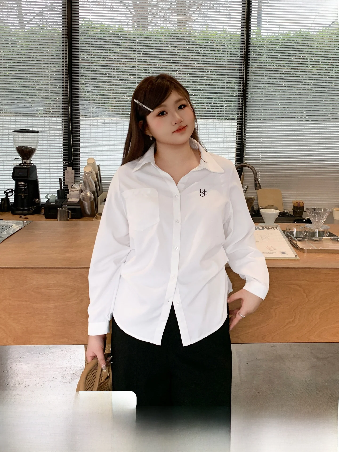 YUZI Casual Sle Long Sve irt Women's plus Size Inner Wear Pleated Design Slimming Effect Commute Friendly Casual Faion
YUZI Casual Sle Long Sve irt Women's plus Size Inner Wear Pleated Design Slimming Effect Commute Friendly Casual Faion