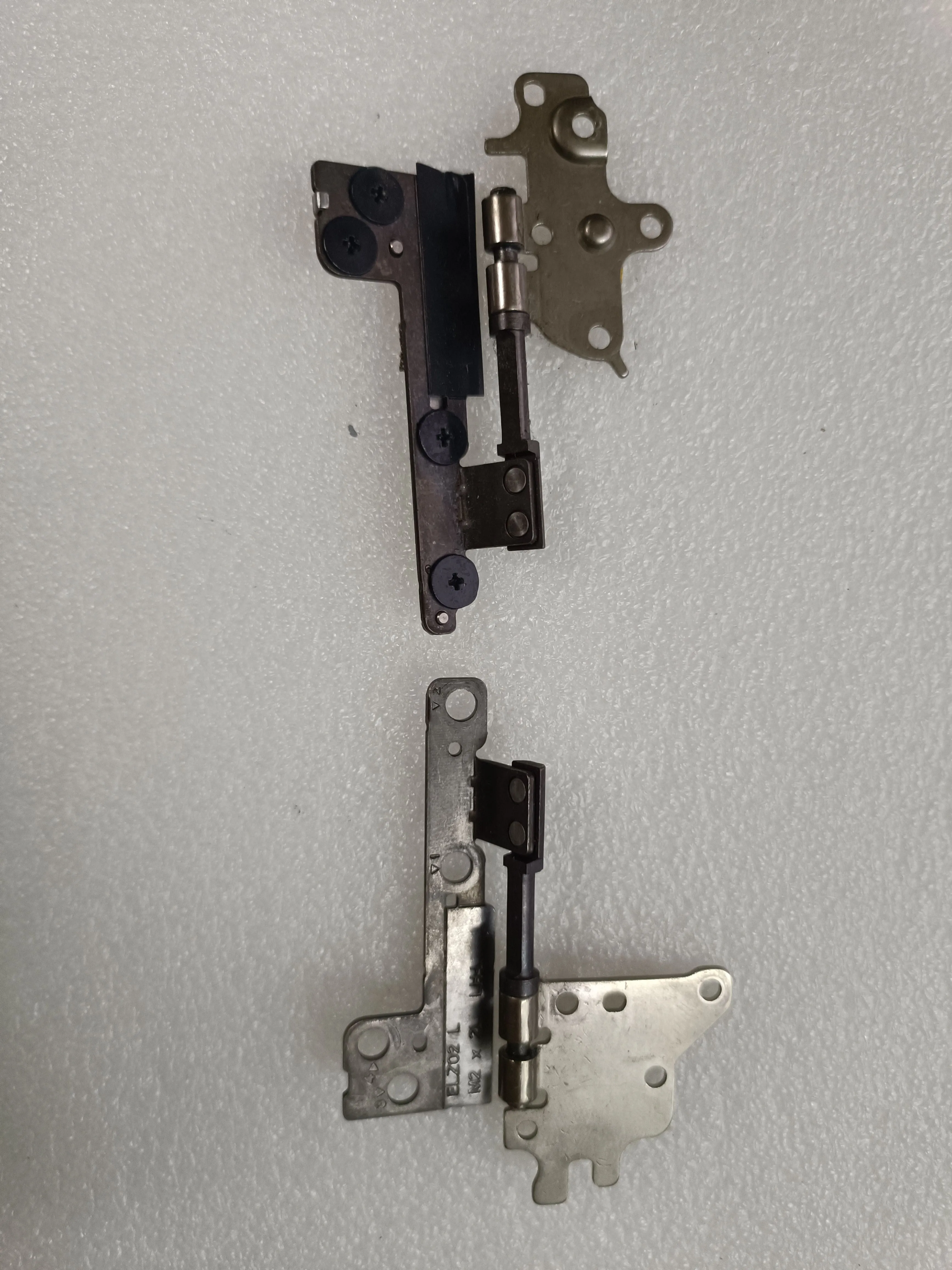 Original Uesd for Lenovo S530-13IML S530-13IWL Laptop LCD Hinge Kit Left Right Hinge 5H50S28873 Fast Ship
Original Uesd for Lenovo S530-13IML S530-13IWL Laptop LCD Hinge Kit Left Right Hinge 5H50S28873 Fast Ship