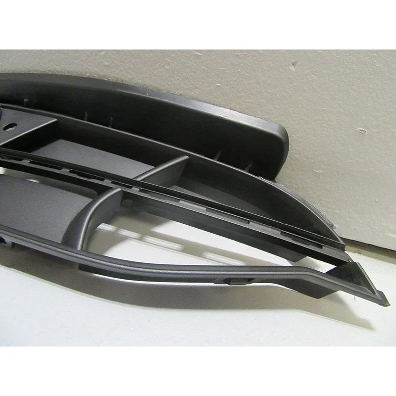 Auto Front Bumper Fog Light Grille Grill Cover For BMW 330i 340i F34 GT LCI 2017 2018 2019 51117416062 51117416061
Auto Front Bumper Fog Light Grille Grill Cover For BMW 330i 340i F34 GT LCI 2017 2018 2019 51117416062 51117416061