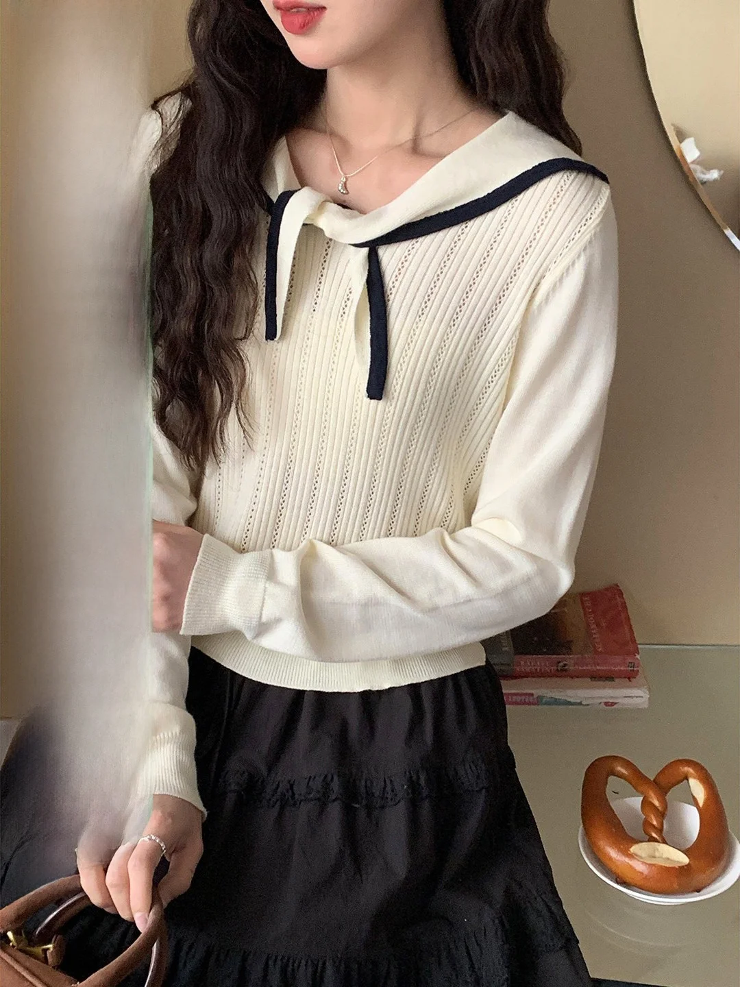 Soft Long Sleeve Knitted Sweater Women's Gentle Versatile Korean Style College Fashion Slimming Age-Defying Top Design Sensation
Soft Long Sleeve Knitted Sweater Women's Gentle Versatile Korean Style College Fashion Slimming Age-Defying Top Design Sensation