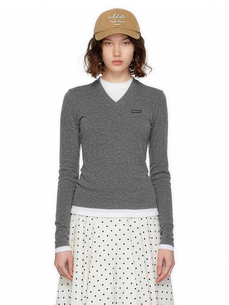 MDNOTE Early Spring 2026 Knitted Splice Base irt Fake Two-Piece Casual Sle Long Sve V-Ne Women's Open Cardigan
MDNOTE Early Spring 2026 Knitted Splice Base irt Fake Two-Piece Casual Sle Long Sve V-Ne Women's Open Cardigan