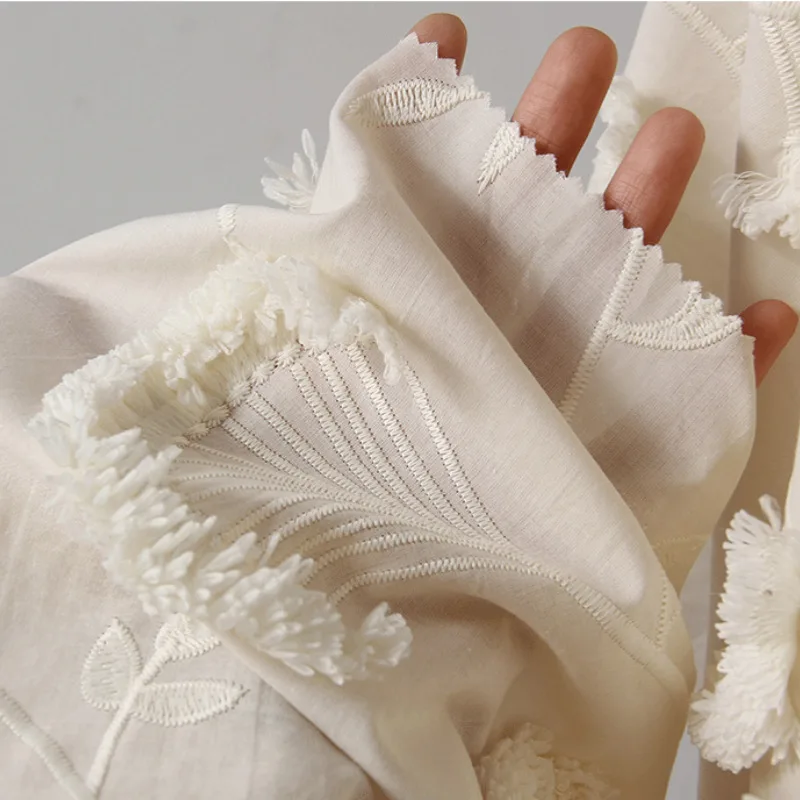 High quality cotton three-dimensional embroidery tissu, suitable for dresses children's clothing, accessories, DIY fabrics
High quality cotton three-dimensional embroidery tissu, suitable for dresses children's clothing, accessories, DIY fabrics