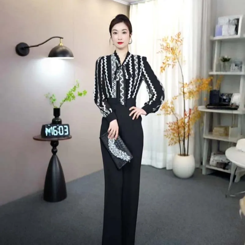 Spring 2026 Women's Fashion Striped Pattern One-Piece Suit Slim High Waist Long Sleeve Overalls Versatile Wide Leg Pants
Spring 2026 Women's Fashion Striped Pattern One-Piece Suit Slim High Waist Long Sleeve Overalls Versatile Wide Leg Pants