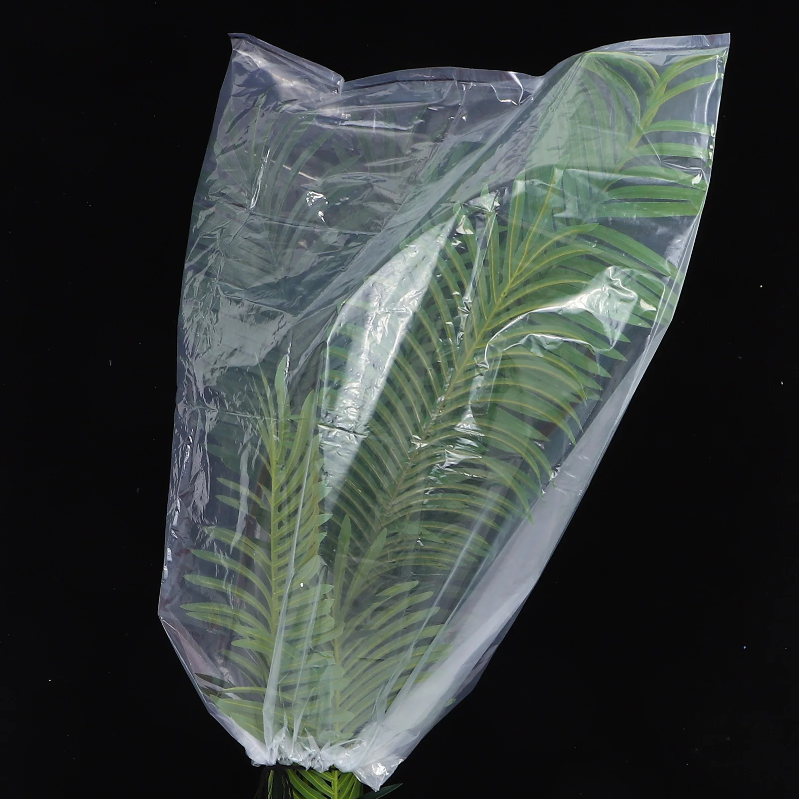 Anti-freeze Plant Shelter Bag Frost-proof Bags Covers for Plants Outdoor Protection Tent Freezing Protective
Anti-freeze Plant Shelter Bag Frost-proof Bags Covers for Plants Outdoor Protection Tent Freezing Protective