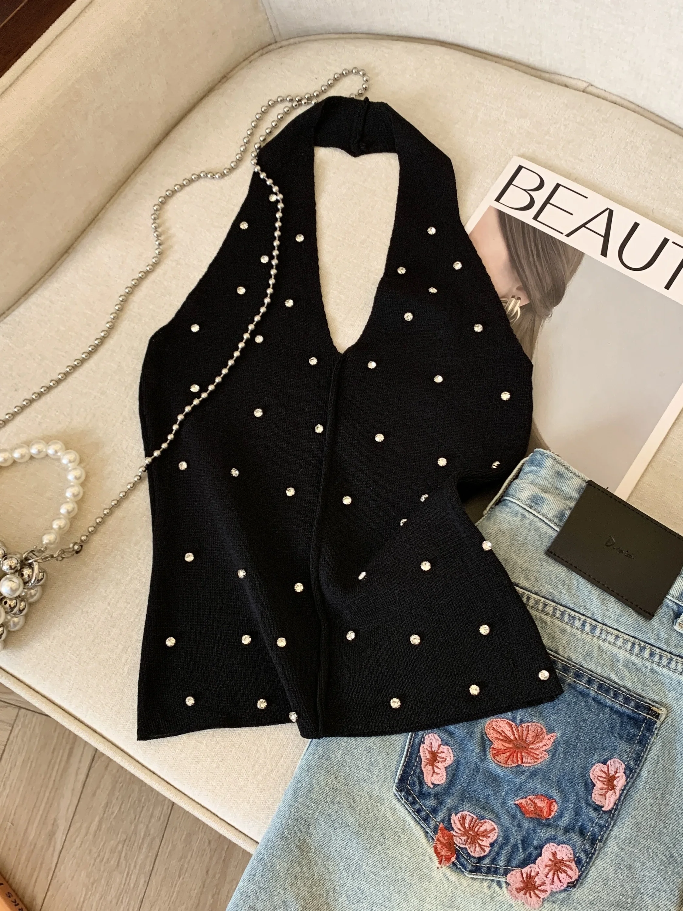 Pure Desire High-End Knitted Top Women's Sweet Style Hollow out Necklace Diamond Embellished Backless Base Layer Shirt
Pure Desire High-End Knitted Top Women's Sweet Style Hollow out Necklace Diamond Embellished Backless Base Layer Shirt