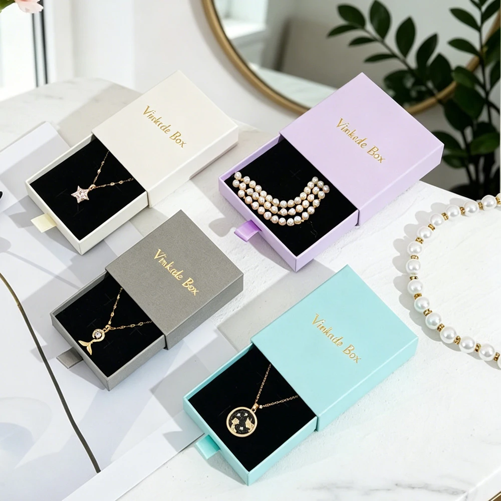 100Pcs Personalized Logo 7x7x1.7cm Luxury Small Cardboard Jewelry Box Sliding Drawer Organizer for Rings Earrings Necklace key
100Pcs Personalized Logo 7x7x1.7cm Luxury Small Cardboard Jewelry Box Sliding Drawer Organizer for Rings Earrings Necklace key