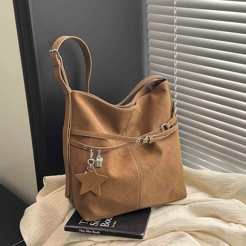 2025 Winter Textured Bucket Bag, Minimalist Casual Shoulder Purse, Women's Niche Day to Night Crossbody, Spacious Top Handle Bag
2025 Winter Textured Bucket Bag, Minimalist Casual Shoulder Purse, Women's Niche Day to Night Crossbody, Spacious Top Handle Bag