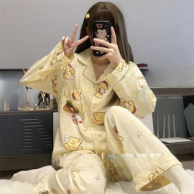 Модные мягкие пижамы с помпонами и фиолетами для девочек, весенне-осенние брюки с длинными рукавами, студенческая милая домашняя одежда с героями мультфильмов, комплект из двух предметов
Модные мягкие пижамы с помпонами и фиолетами для девочек, весенне-осенние брюки с длинными рукавами, студенческая милая домашняя одежда с героями мультфильмов, комплект из двух предметов
