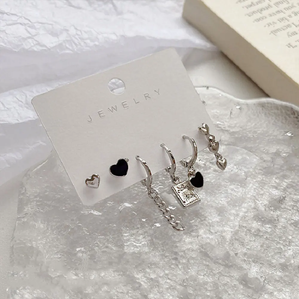 6pcs Y2K Black Heart Earrings Set For Women Girl Vintage Aesthetic Studs Trendy Jewelry Accessories
6pcs Y2K Black Heart Earrings Set For Women Girl Vintage Aesthetic Studs Trendy Jewelry Accessories