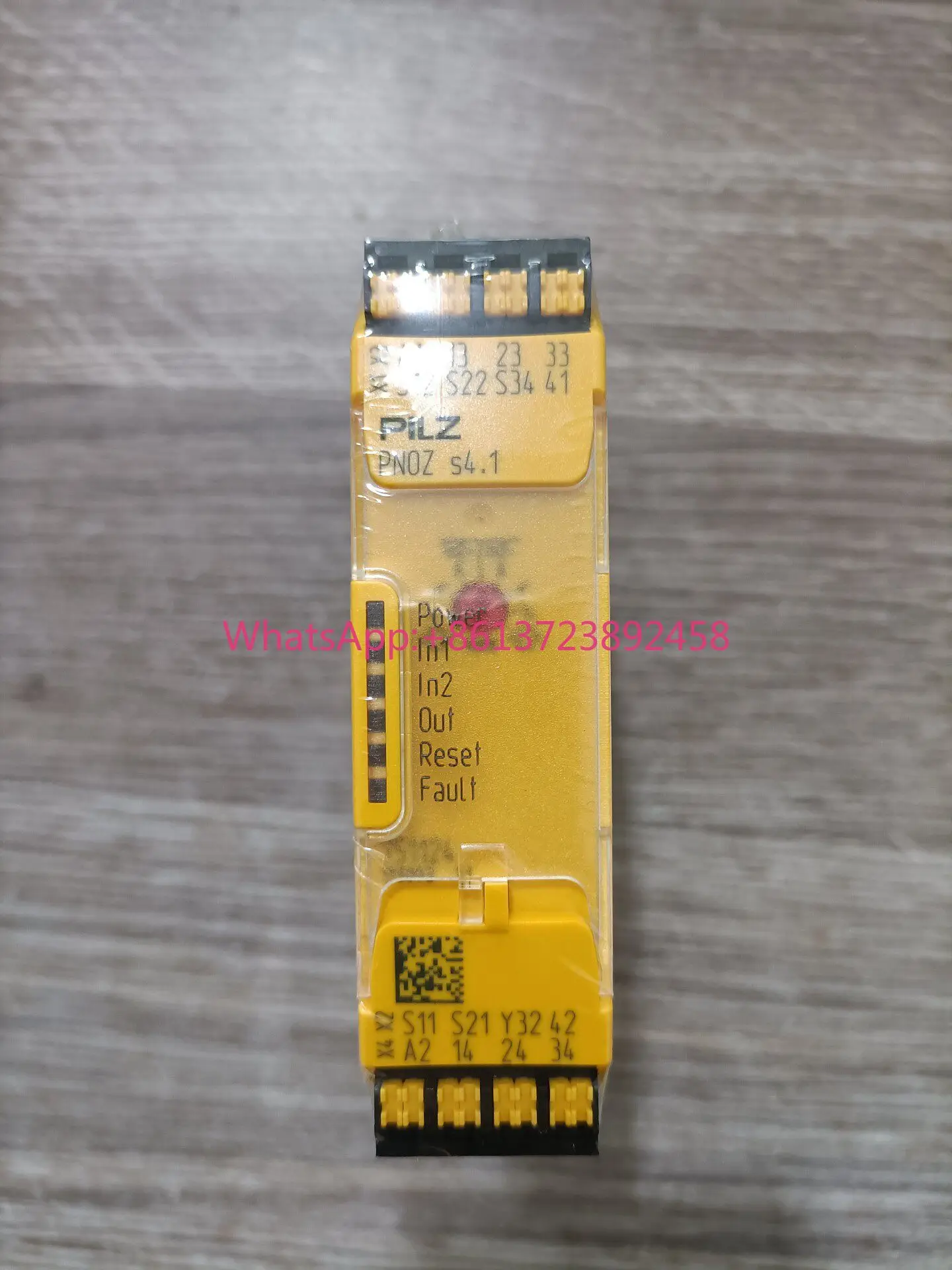 New PILZ 751124 safety relay PNOZ S4.1 in Stock
New PILZ 751124 safety relay PNOZ S4.1 in Stock