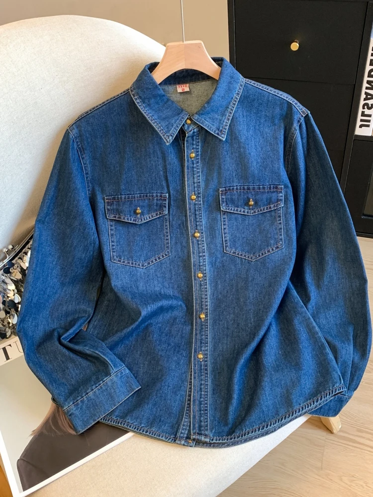 Retro Hong Kong Style Gold Button Denim Shirt Women's Long Sleeve Loose Spring Autumn Layering Korean Style Commute Fashion
Retro Hong Kong Style Gold Button Denim Shirt Women's Long Sleeve Loose Spring Autumn Layering Korean Style Commute Fashion