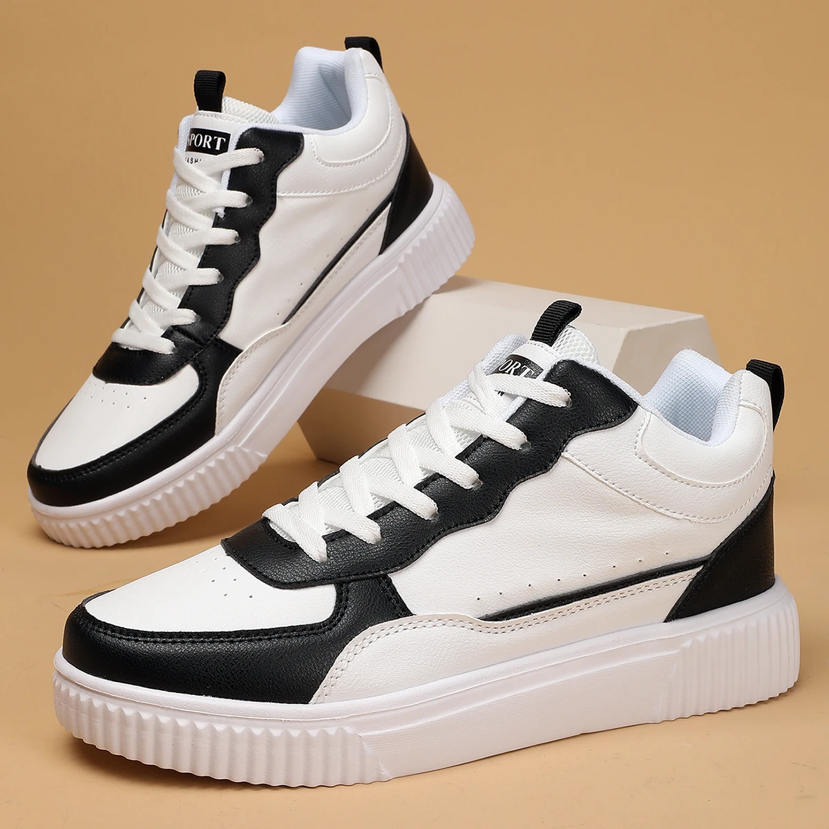 Black & White Mid-Top Platform Sneakers, Unisex Casual Height-Increasing Sports Shoes, Versatile Trendy Daily Commuting Footwear
Black & White Mid-Top Platform Sneakers, Unisex Casual Height-Increasing Sports Shoes, Versatile Trendy Daily Commuting Footwear