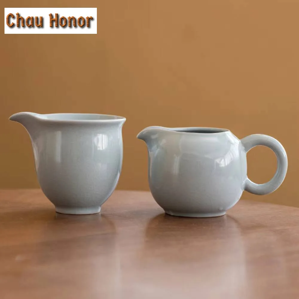 Retro Azure Ru Kiln Porcelain Tea Pitcher Retro Tea-separating Cha Hai Justice Cup Coffee Tea Ceremony Decoration Supplies
Retro Azure Ru Kiln Porcelain Tea Pitcher Retro Tea-separating Cha Hai Justice Cup Coffee Tea Ceremony Decoration Supplies