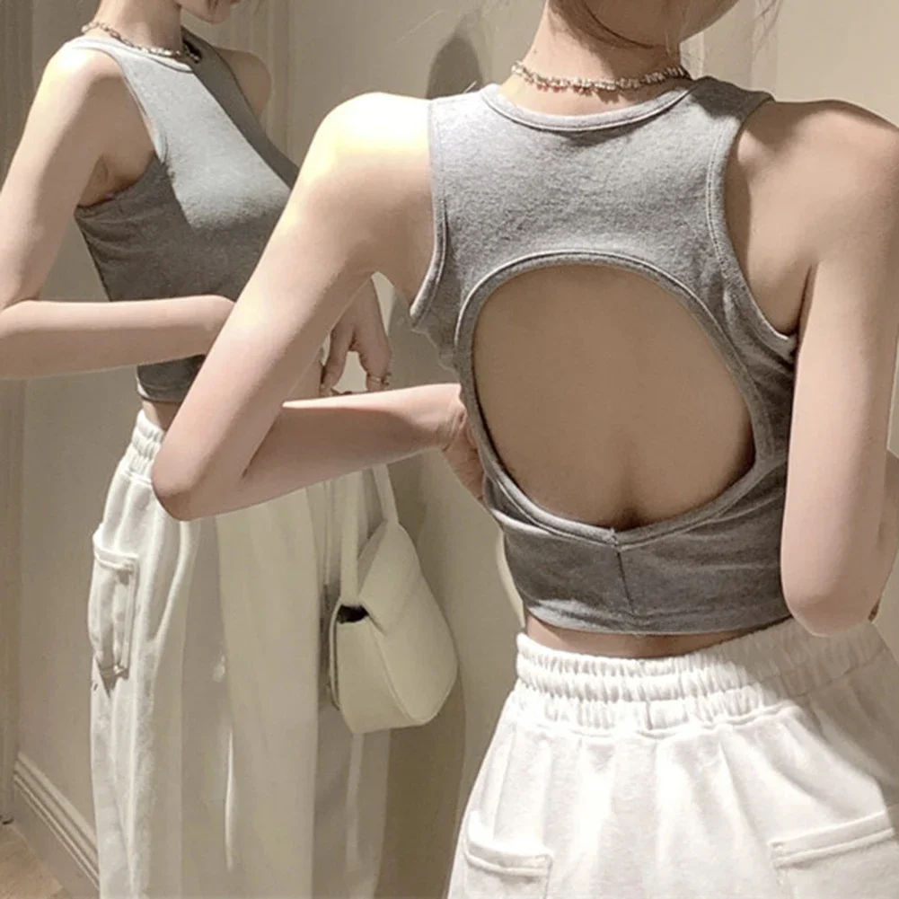 For Party Wear Hollow Vest Casual Inner Wear Basic Loose Vest For Women Top Vintage Fashionable Sleeveless Design
For Party Wear Hollow Vest Casual Inner Wear Basic Loose Vest For Women Top Vintage Fashionable Sleeveless Design