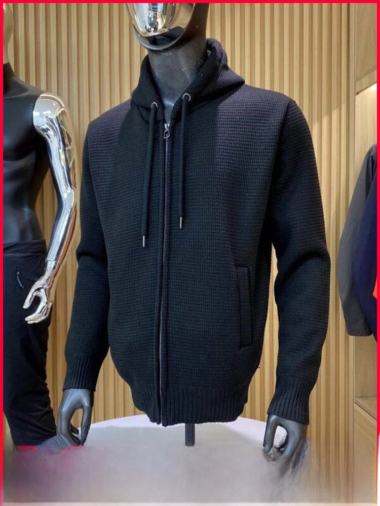 Утепленная вязаная куртка с капюшоном для мужчин: повседневная теплая зимняя верхняя одежда из полиэстера на молнии, стандартный крой
Утепленная вязаная куртка с капюшоном для мужчин: повседневная теплая зимняя верхняя одежда из полиэстера на молнии, стандартный крой
