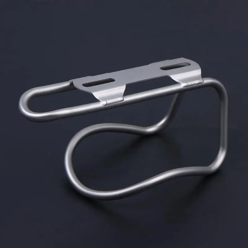 New Lightweight Titanium Alloy Bicycle Water Bottle Holder Rustproof Cage Bike Bottle Bracket For Mountain Road Bike Cycling
New Lightweight Titanium Alloy Bicycle Water Bottle Holder Rustproof Cage Bike Bottle Bracket For Mountain Road Bike Cycling