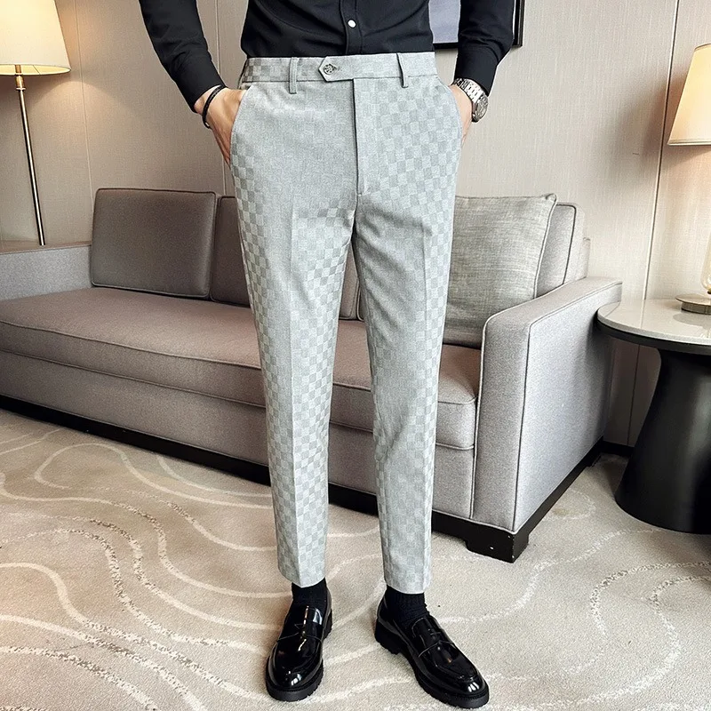 KIDWHXR Men's Suit Pants Fashionable Slim Fit Business Social Office Formal Pants Wedding Social Party Men's Checkered Suit Pant
KIDWHXR Men's Suit Pants Fashionable Slim Fit Business Social Office Formal Pants Wedding Social Party Men's Checkered Suit Pant