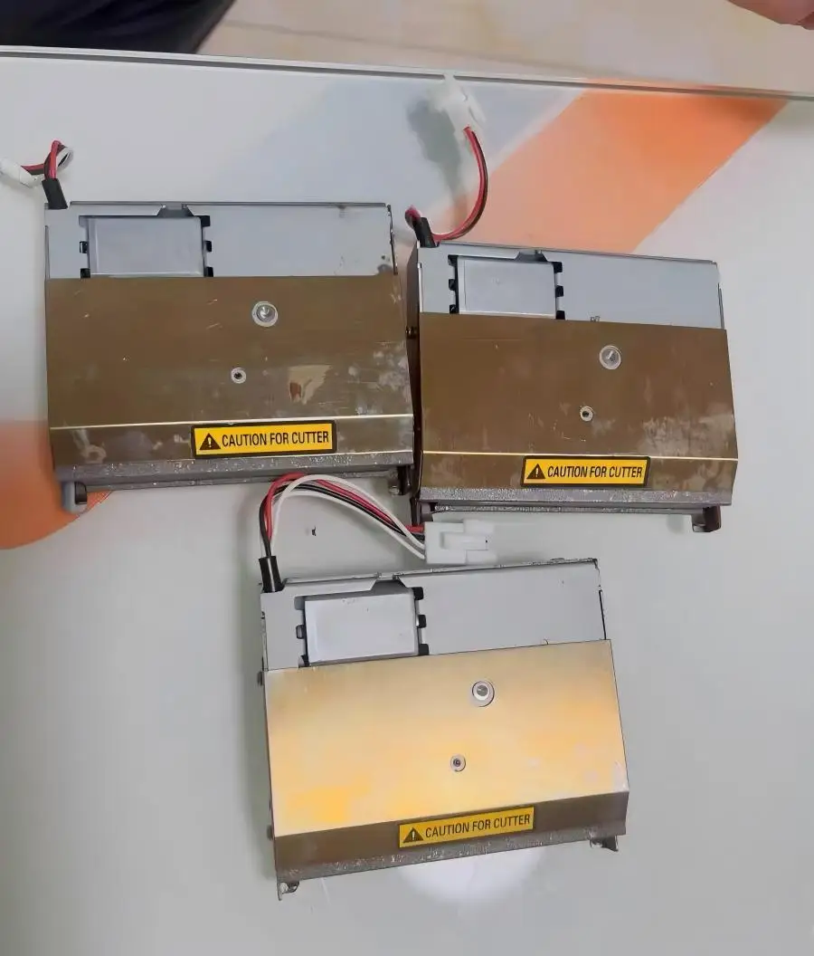 1 шт., 100% оригинальный режущий блок SM120 в сборе для деталей масштаба Digi SM120 sm120
1 шт., 100% оригинальный режущий блок SM120 в сборе для деталей масштаба Digi SM120 sm120