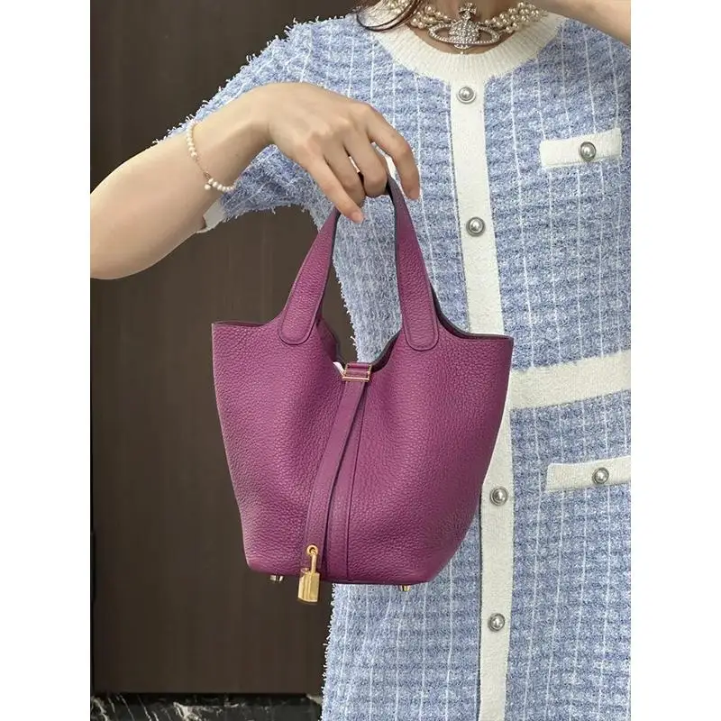 New Women's Buet Handbag Large Capaci Commuter Purse Sea Urchin Purple Soft Briti Sle Single oulder Bag CIREKJIE
New Women's Buet Handbag Large Capaci Commuter Purse Sea Urchin Purple Soft Briti Sle Single oulder Bag CIREKJIE