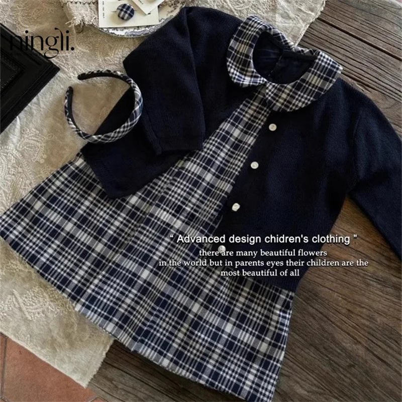 Girls Spring and Autumn Dress Suit New Children's Baby Western Style Tartan Skirt Knitted Cardigan Two-Piece Set
Girls Spring and Autumn Dress Suit New Children's Baby Western Style Tartan Skirt Knitted Cardigan Two-Piece Set