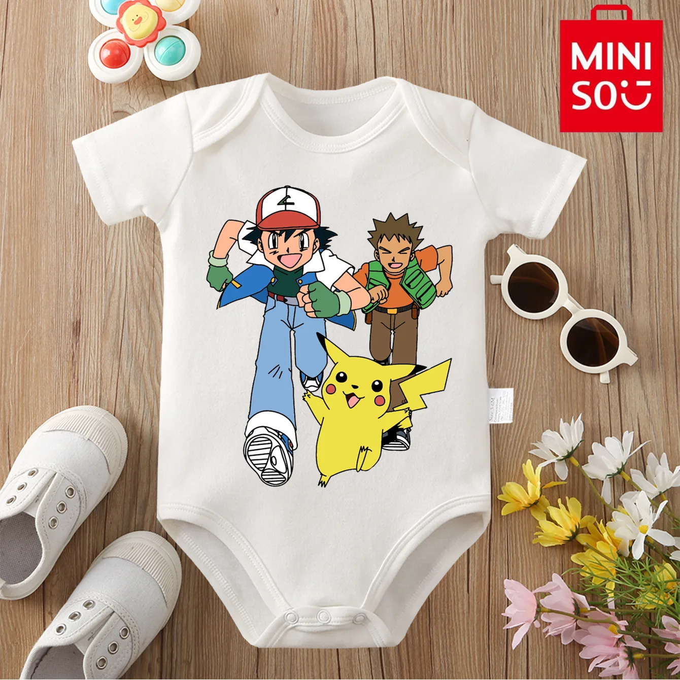 MINISO карманный монстр Venonat, ткань из чистого хлопка, боди в японском стиле для ребенка, комбинезон для новорожденных от 0 до 12 месяцев
MINISO карманный монстр Venonat, ткань из чистого хлопка, боди в японском стиле для ребенка, комбинезон для новорожденных от 0 до 12 месяцев