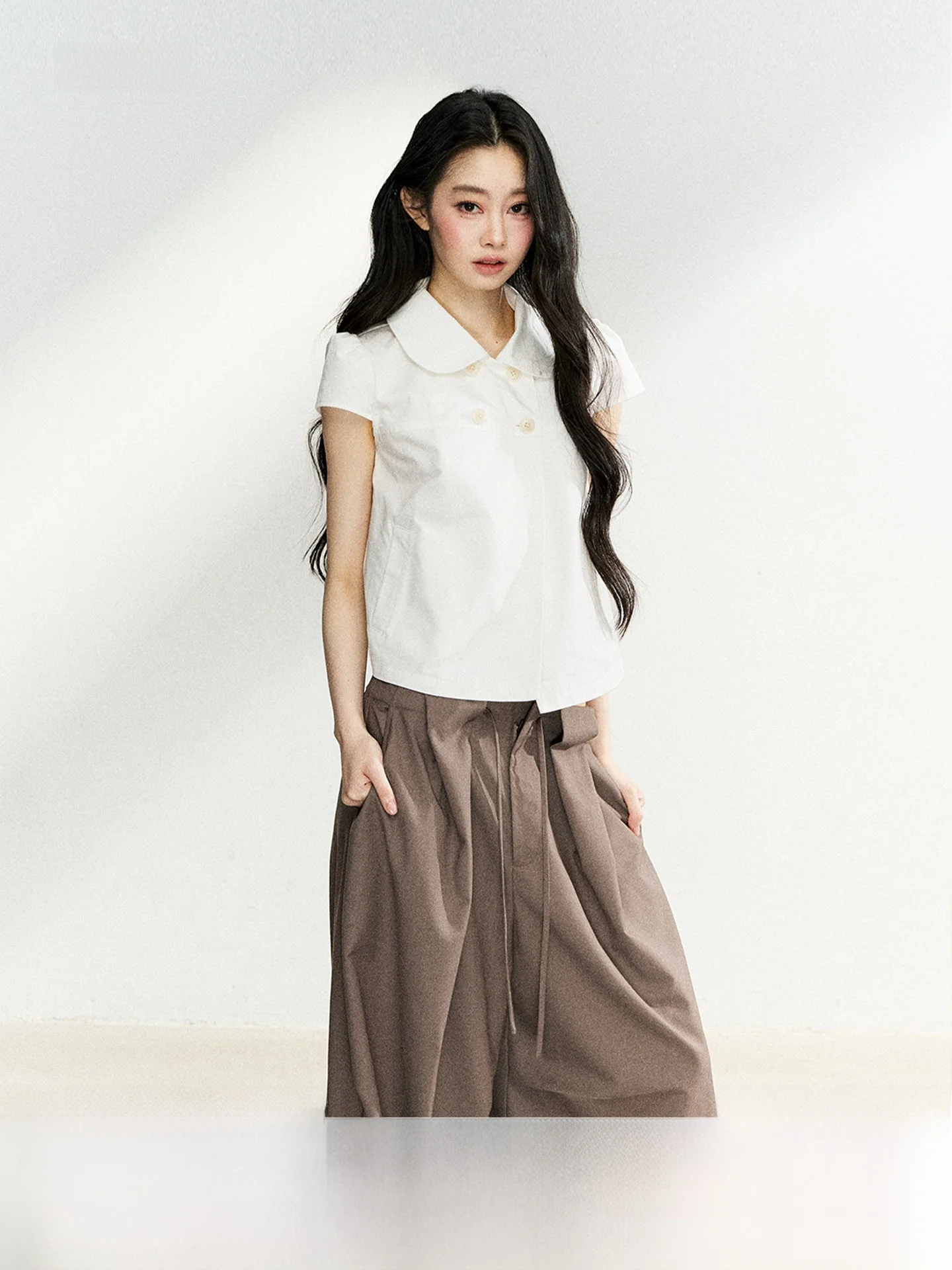 7Shiftin Cotton Casual Shirt Original Design Summer New Loose Short Sleeve Turn-down Collar Double Button Casual Top for Women
7Shiftin Cotton Casual Shirt Original Design Summer New Loose Short Sleeve Turn-down Collar Double Button Casual Top for Women