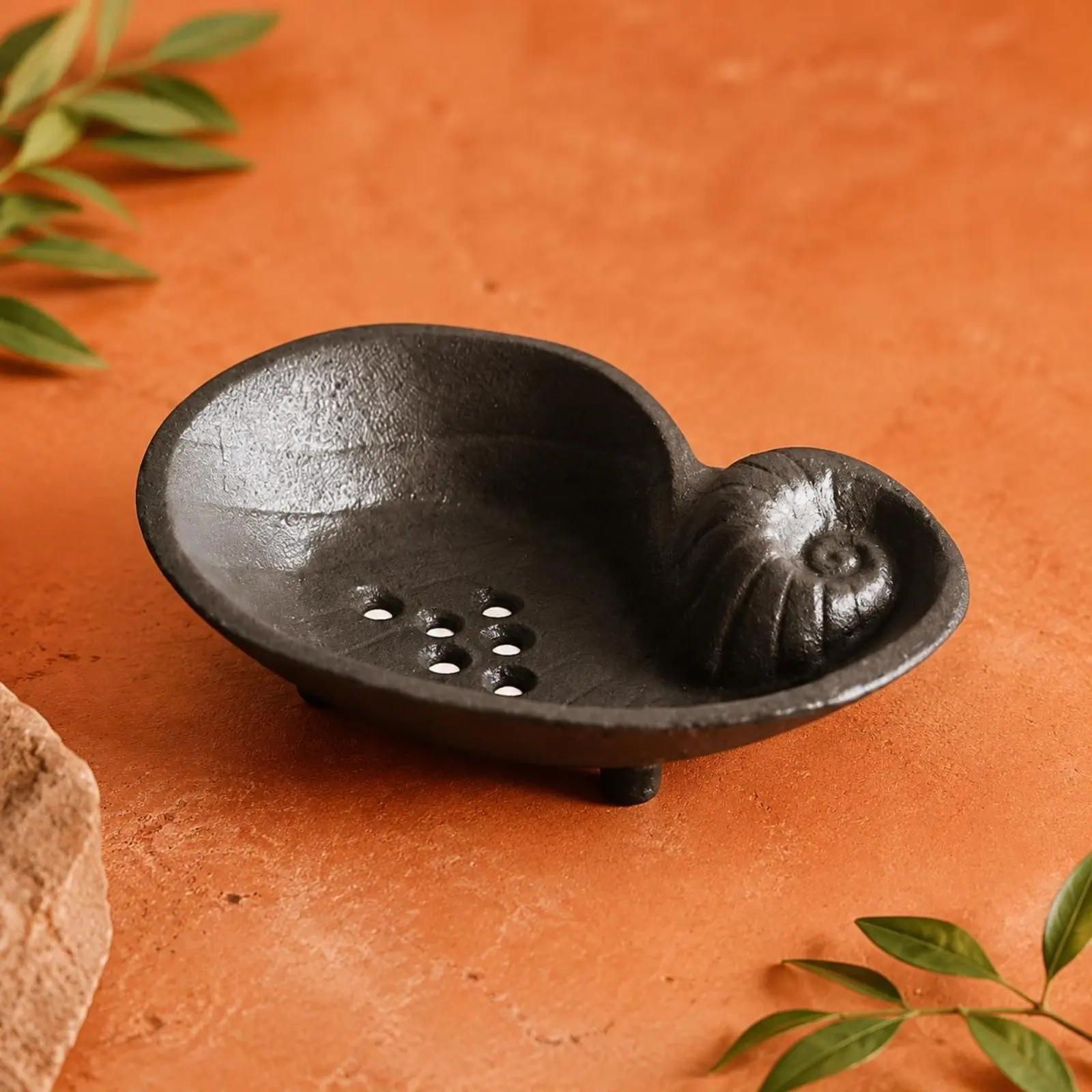 Cast Iron Soap Dish Rustic Black Seashell Soap Dish Shell Jewelry Tray Decorative Spiral Home Accessory Shallow Exposed Bowl
Cast Iron Soap Dish Rustic Black Seashell Soap Dish Shell Jewelry Tray Decorative Spiral Home Accessory Shallow Exposed Bowl