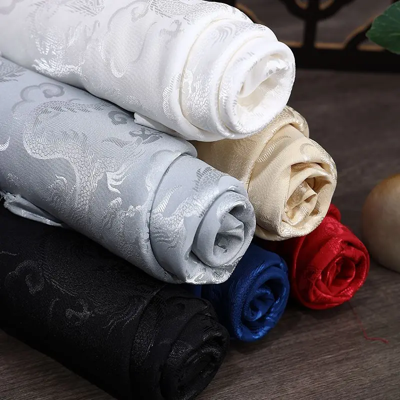 Дракон Жаккардовая шелковая атласная ткань Современный китайский стиль Mamian Qun Древний костюм Ханфу Тан Этнический стиль Дизайнерский текстильный материал
Дракон Жаккардовая шелковая атласная ткань Современный китайский стиль Mamian Qun Древний костюм Ханфу Тан Этнический стиль Дизайнерский текстильный материал