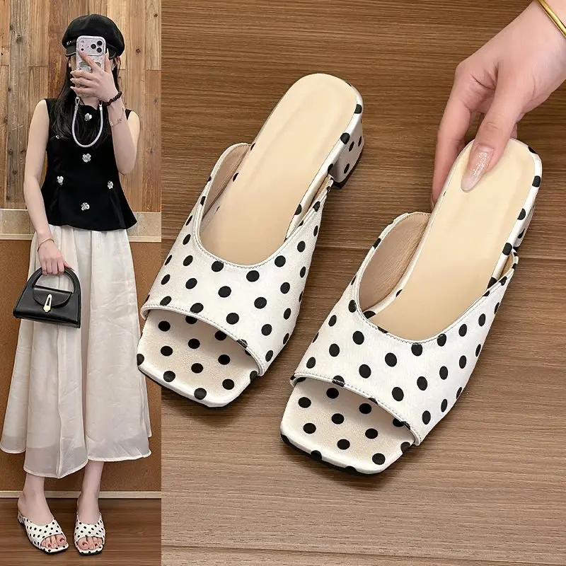 Dot Style Square-Toe Platform Sandals for Summer 2026-New Design,Simple and Comfortable,Large Size,Thick Heel - Women's Sandals
Dot Style Square-Toe Platform Sandals for Summer 2026-New Design,Simple and Comfortable,Large Size,Thick Heel - Women's Sandals