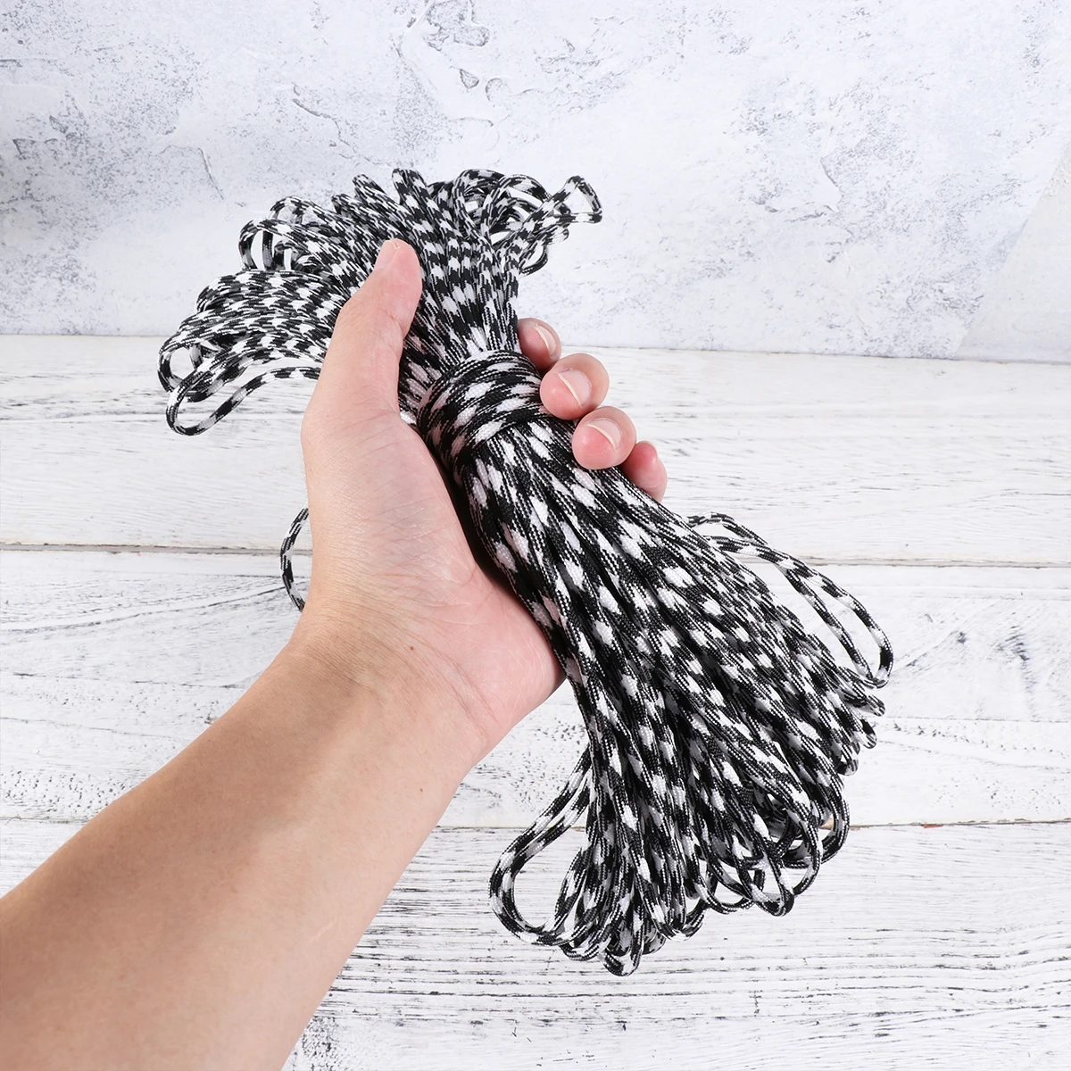 30 5M Camouflage Parachute Rope Multifunctional Outdoor Lanyard Umbrella Cord Durable Polyester Survival Camping Hiking
30 5M Camouflage Parachute Rope Multifunctional Outdoor Lanyard Umbrella Cord Durable Polyester Survival Camping Hiking