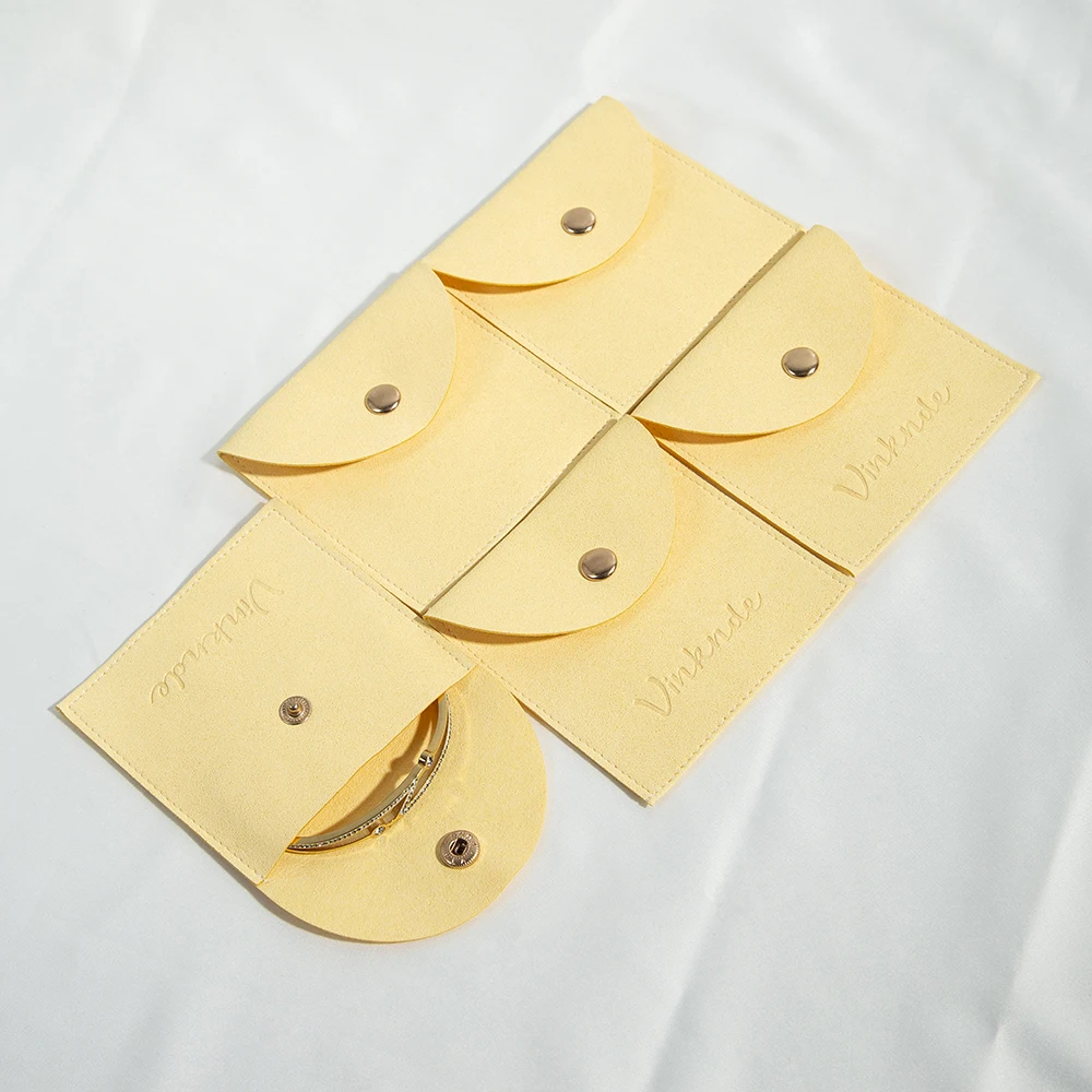 5Pcs Light Yellow Small Microfiber Velvet Jewelry Accessory Storage Bags With Gold Button Snap Travel Wedding Party Packaging
5Pcs Light Yellow Small Microfiber Velvet Jewelry Accessory Storage Bags With Gold Button Snap Travel Wedding Party Packaging