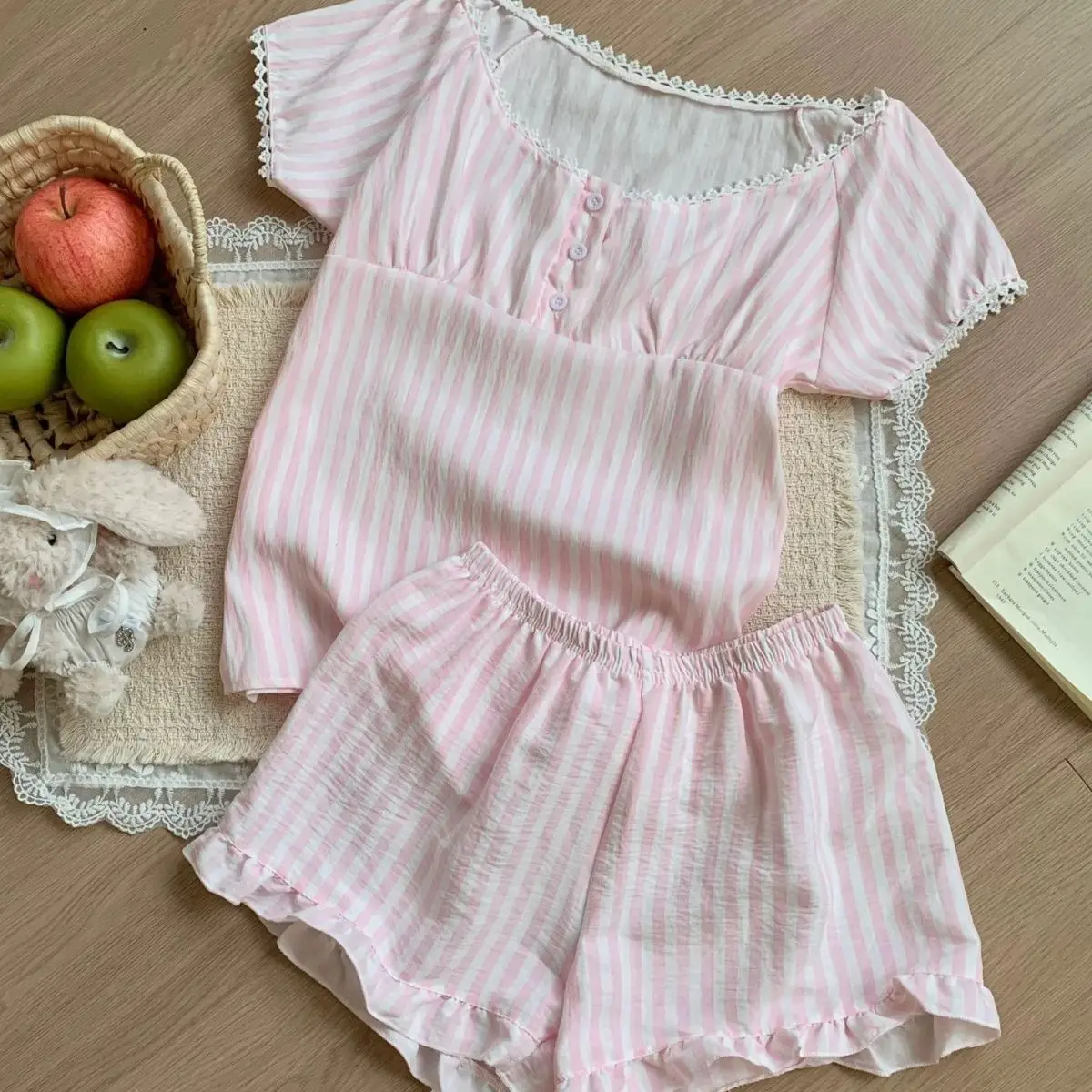 Comfort Solid Home Pajama Set Women Short Sleeve Casual Shorts Daily Household
Comfort Solid Home Pajama Set Women Short Sleeve Casual Shorts Daily Household
