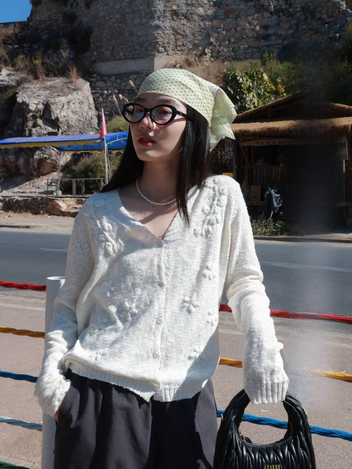 Dwind Korean Sle Embroidered V-Ne Long Sve Knitted Open Cardigan Spring New Arrival Loose Fit Cotton Blend
Dwind Korean Sle Embroidered V-Ne Long Sve Knitted Open Cardigan Spring New Arrival Loose Fit Cotton Blend