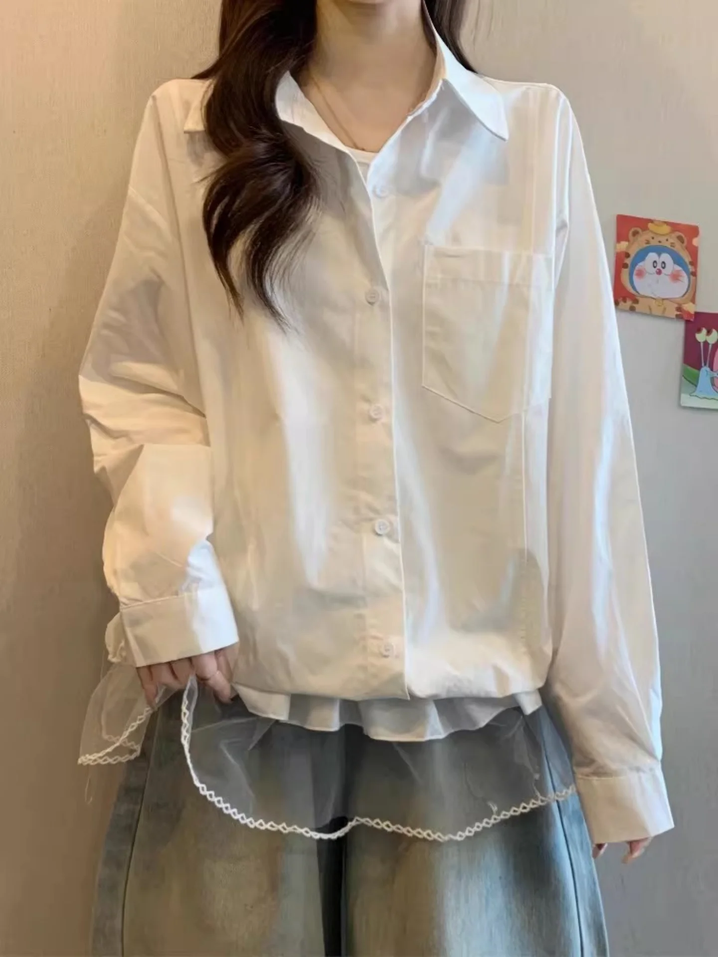 Женская белая блузка с длинным рукавом больших размеров, весна 2026, с кружевной отделкой, повседневный корейский стиль, для офиса и на каждый день
Женская белая блузка с длинным рукавом больших размеров, весна 2026, с кружевной отделкой, повседневный корейский стиль, для офиса и на каждый день