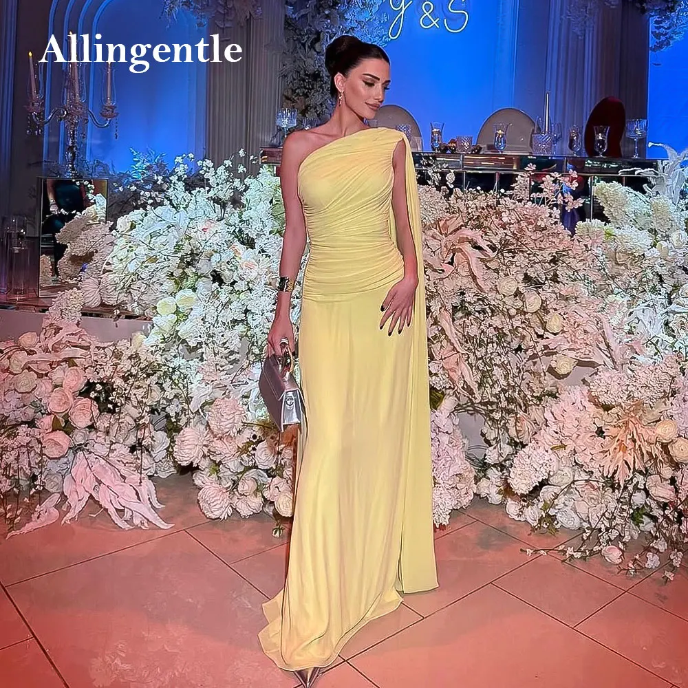 Желтые шифоновые вечерние платья для женщин на одно плечо فساتين سهرة Aribic Pleats Свадебное платье по индивидуальному заказу
Желтые шифоновые вечерние платья для женщин на одно плечо فساتين سهرة Aribic Pleats Свадебное платье по индивидуальному заказу